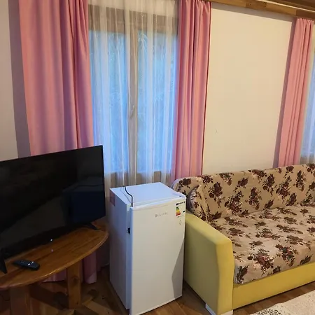 Sedir Δωμάτια σε οικογενειακή κατοικία