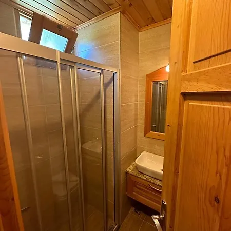 Sedir Quarto em Acomodações Particulares Çıralı